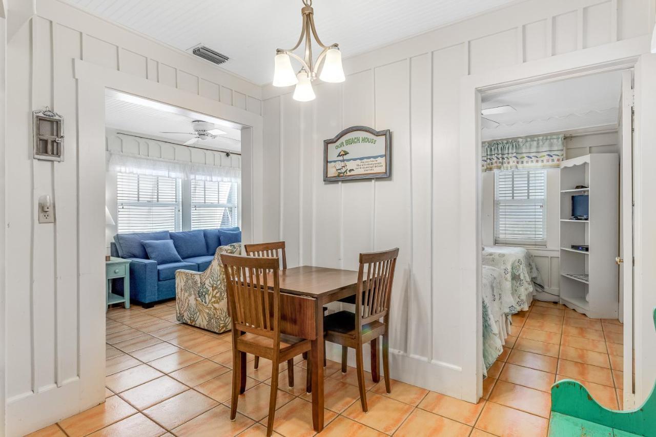 The Seashell Cottage Anna Maria Exterior photo